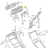 928 574 040 50 - Center Vent - Leather - 83 to 95
