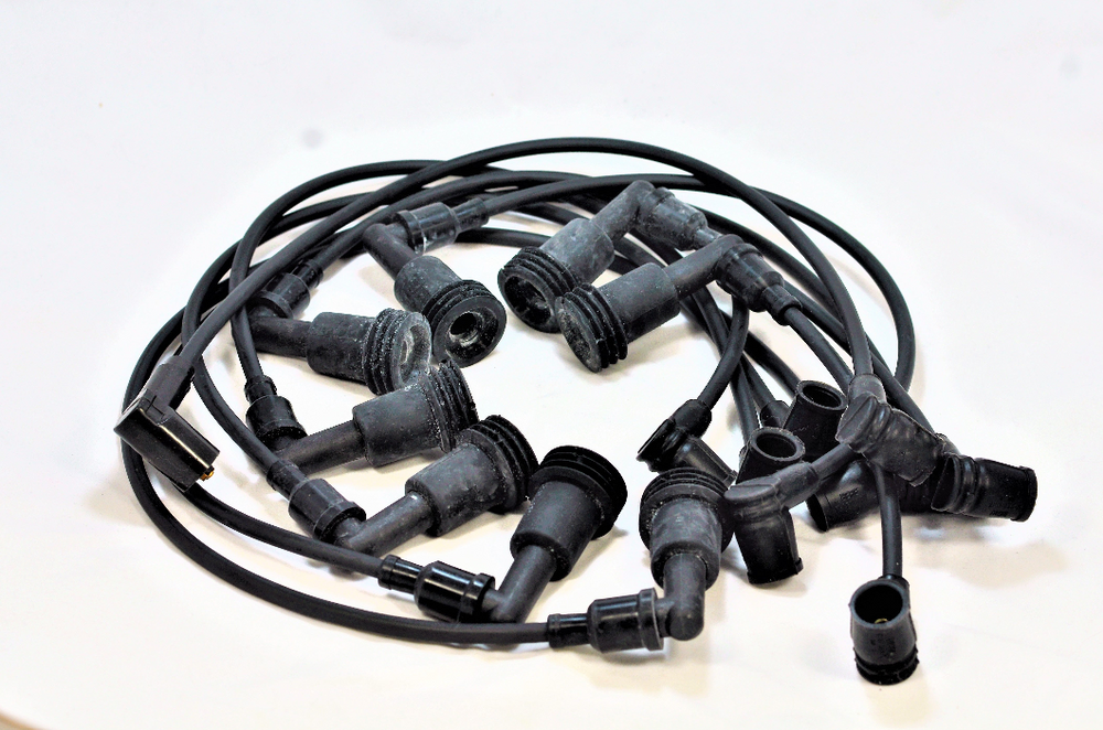 928 609 061 07AB - Clewett Ignition Wire Set 78 to 84 16v - Black