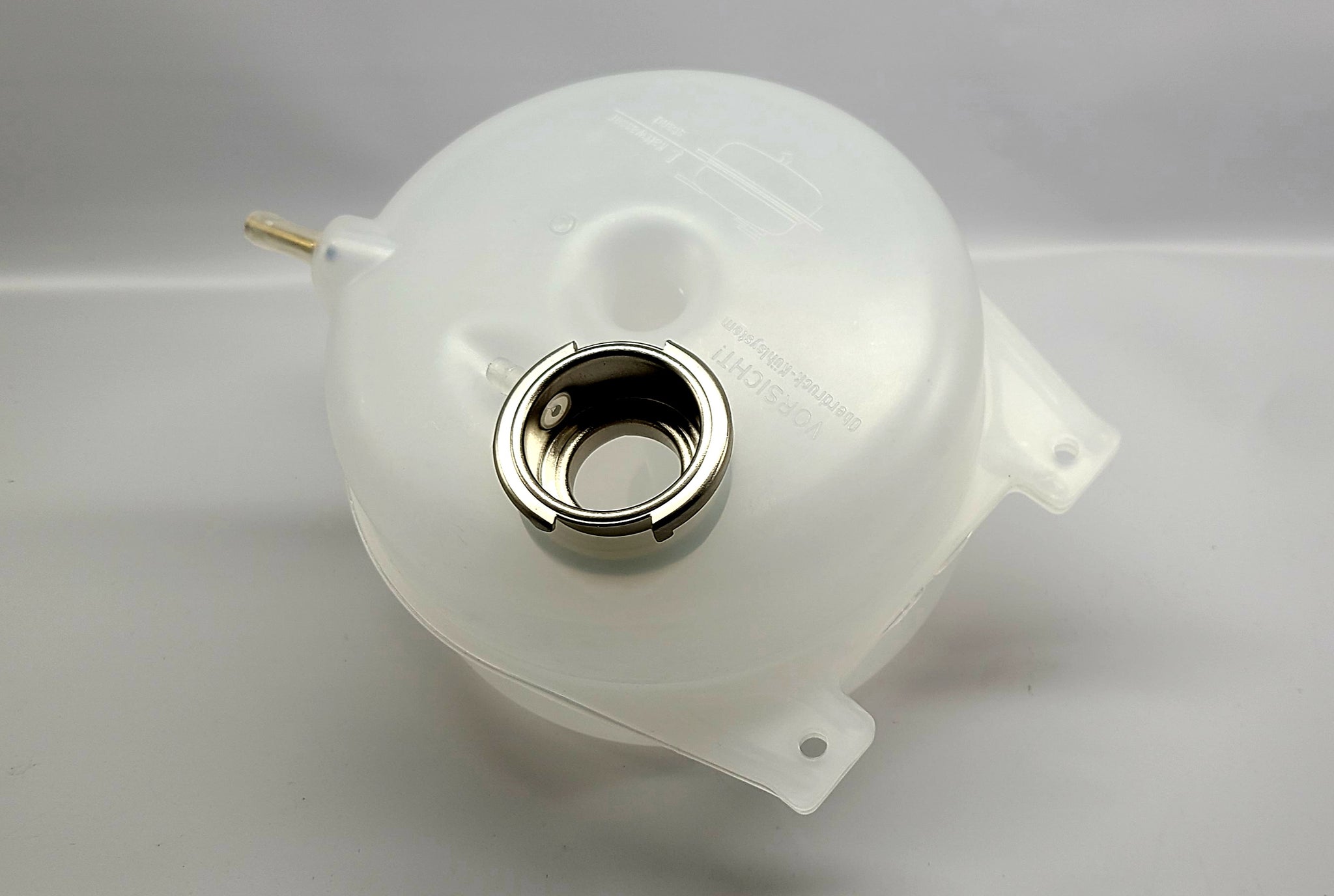 928 106 256 03AM - Radiator Coolant Expansion Tank LHD