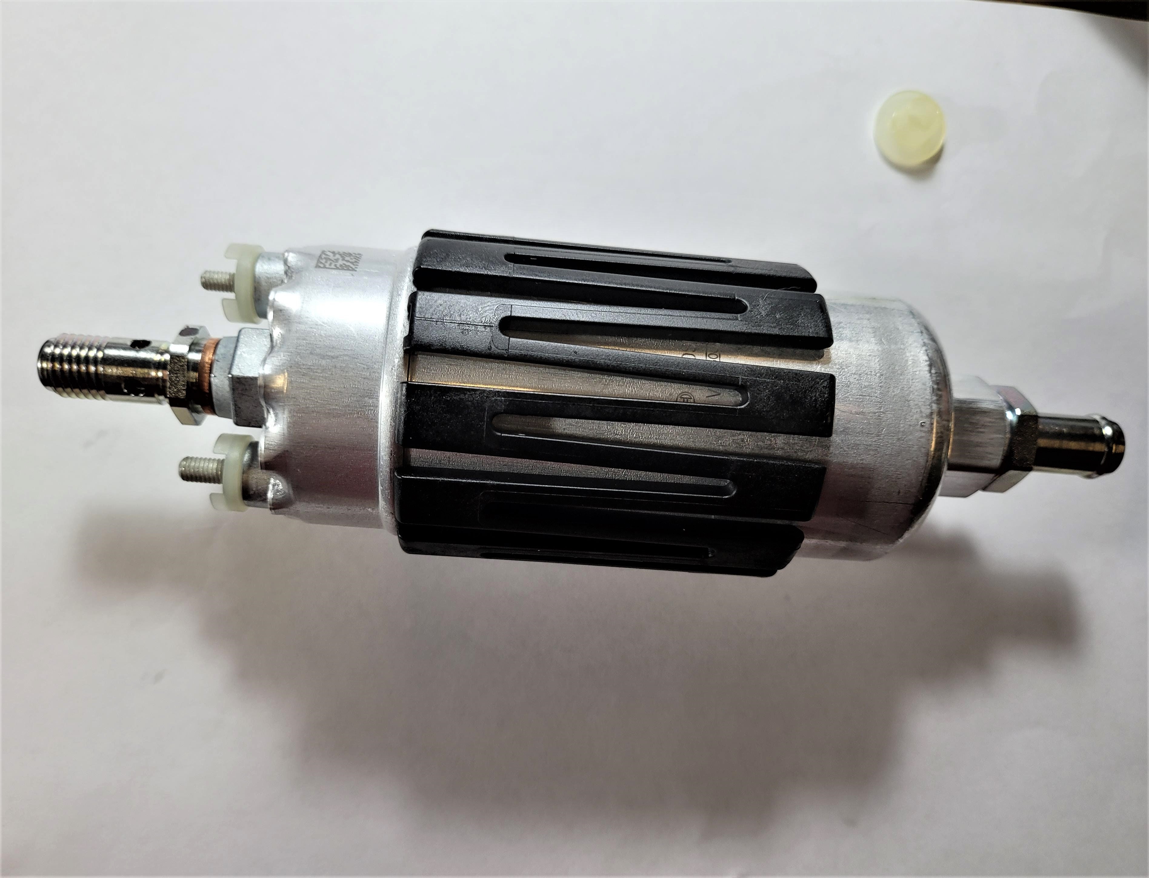 928 608 104 08 - External Fuel Pump 88 to 95 - Bosch 69895