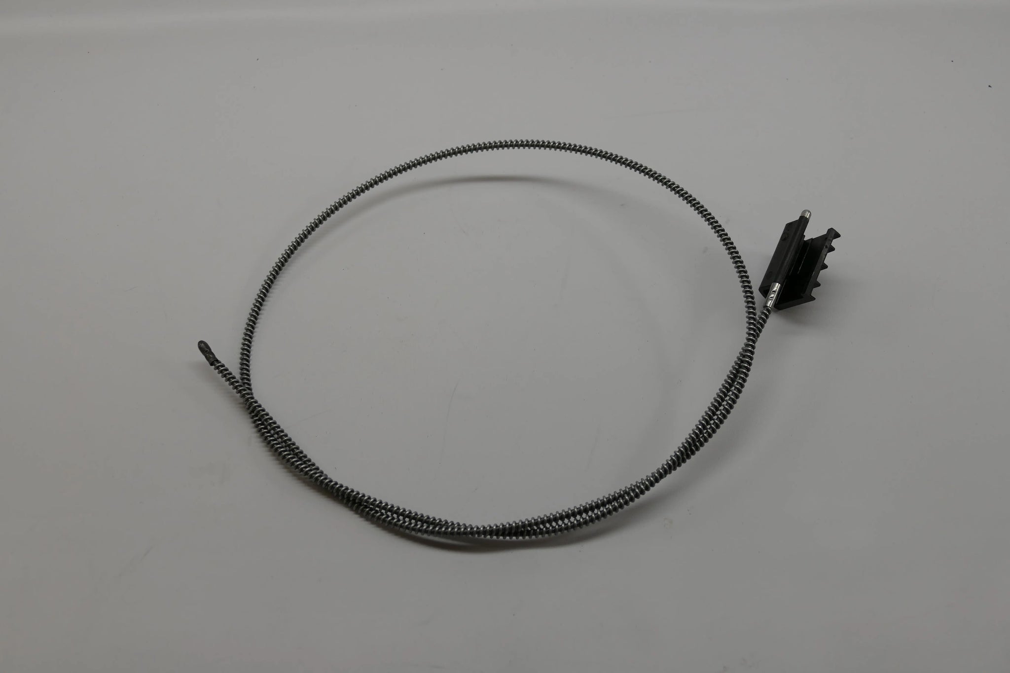 928 564 083 43 - Sunroof Guide & Cable - Left - USED| 928sRus, Inc.