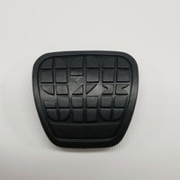 These are black pedal rubber pads for manual brake and clutch for Porsche 928s.