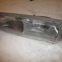 928 631 952 00AM - Driving/Fog light Lens - Right Side ROW/Euro 87 to 95 - Aftermarket